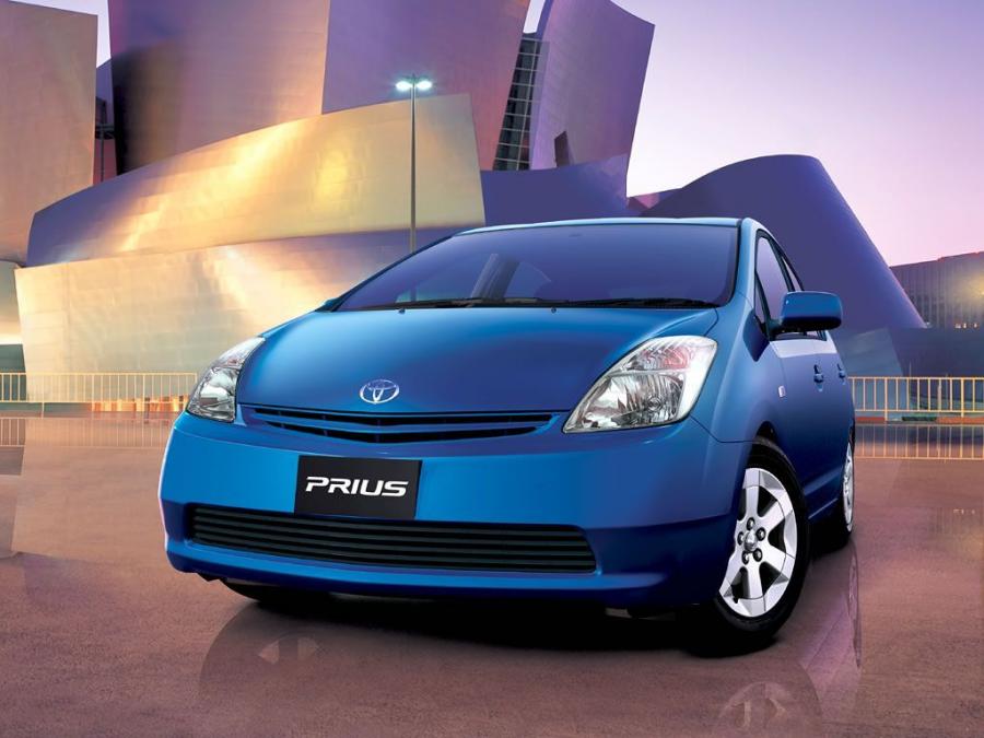  Toyota Prius 2003 года  (JP) (фото 3 из 5)